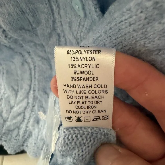 Camellia scallop gem cable knit cardigan size large - Picture 6 of 6